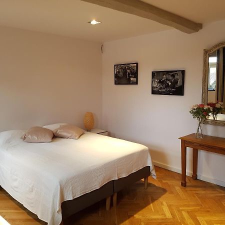 Bed and Breakfast Le Triboureau Экоссинн-д'Ангьен Экстерьер фото