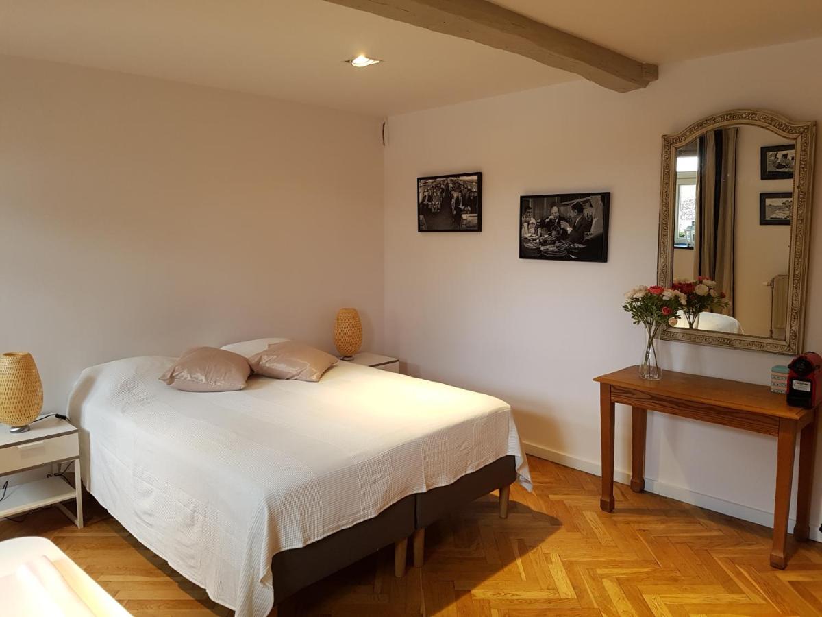 Bed and Breakfast Le Triboureau Экоссинн-д'Ангьен Экстерьер фото